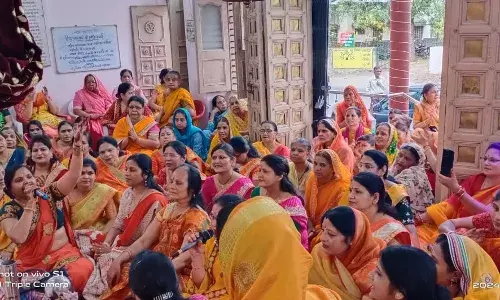 दुर्गा माता मंदिर में भव्य भजन कीर्तन