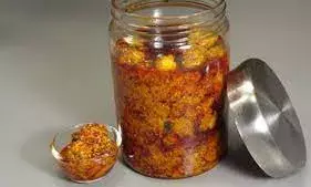 शर्त लगा लीजिए सिर्फ 4 मिनट में तैयार हो जाएगा आम का अचार