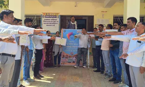 सतरंगी सप्ताह में शपथ के साथ ही मतदाता जागरूकता रैली का हुआ आयोजन