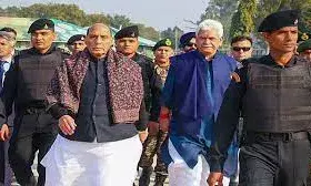 राजनाथ सिंह ने लद्दाख के सियाचिन में जवानों से की मुलाकात