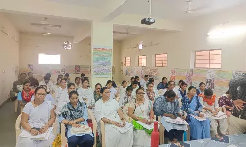 हीट वेव को लेकर सर्तक और सजग रहे स्वास्थ्य कार्यकर्ता - सीएमएचओ हीट वेव को लेकर सर्तक और सजग रहे स्वास्थ्य कार्यकर्ता - सीएमएचओ