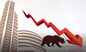 सेंसेक्स और निफ्टी लगभग एक-एक फीसदी टूटे, एफआईआई कर रहे बिकवाली