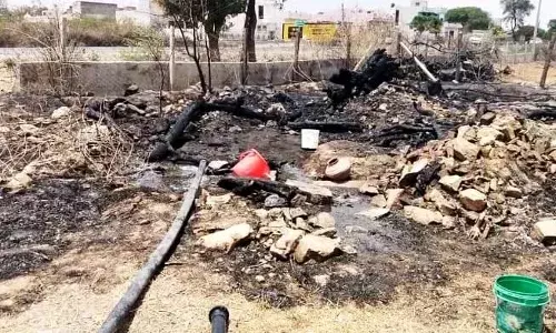 दमकल समय पर नहीं पहुंचने पर ग्रामीणों ने की कार्रवाई की मांग