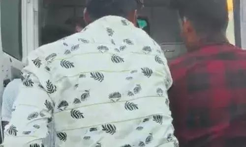 अज्ञात वाहन की टक्कर से एक व्यक्ति घायल