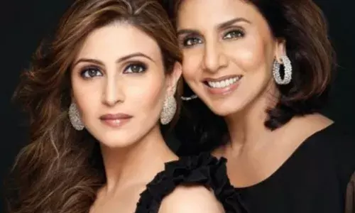 स्टाइलिश मां-बेटी की जोड़ी,  आप भी कहेंगे-दोनों बहनें है क्या