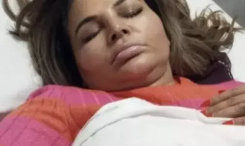 ,राखी सावंत अस्पताल में भर्ती ,राखी सावंत अस्पताल में भर्ती