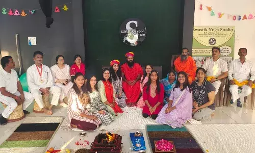 योग केंद्र में यज्ञ का आयोजन योग केंद्र में यज्ञ का आयोजन