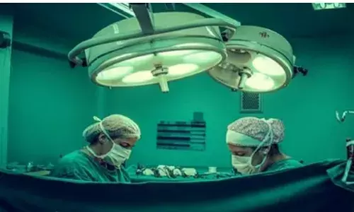 डॉक्टर्स ने गर्भाशय में छोड़ा कपड़ा, दर्द होने पर अल्ट्रासाउंड जांच से लगा पता