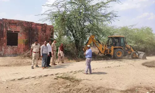 खेल मैदान को अतिक्रमण से मुक्त करवाया