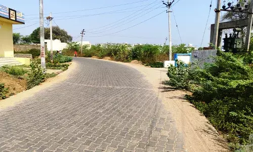 स्पीड ब्रेकर, स्ट्रीट लाइट तथा संकेतक नहीं होने से हो रहे हादसे