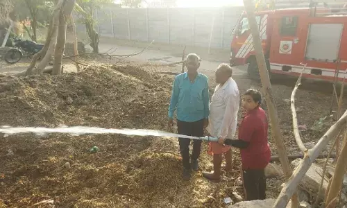 हरणी में बाड़े में लगी आग, लकड़‍ियां,  कंडे व खाद जलकर हुए खाक