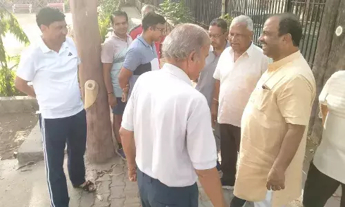 नगर परिषद : 85 सफाईकर्मी व 2 जमादार म‍िले गैर हाज‍िर, 2 ठेकेदारों को थमाया नोट‍िस