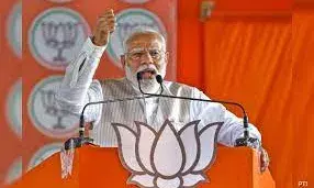 वाराणसी लोकसभा से नरेंद्र मोदी 75620 वोट से आगे