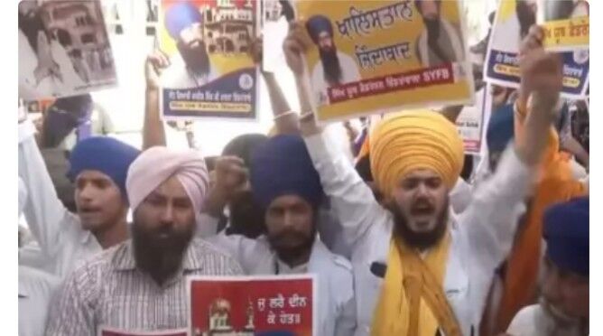 खालिस्तानी समर्थक पोस्टर फोटो सोशल मीडिया खालिस्तानी समर्थक पोस्टर फोटो सोशल मीडिया