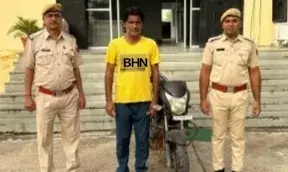 चोरी की बाइक के साथ हिंडोली में पकड़ा गया आरोपित, हनुमान नगर पुलिस ले आई