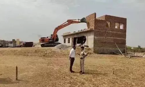 कोटा पुलिस पर हुए हमले में जिला प्रशासन ने उठाया कड़ा कदम, आरोपी के ठिकानों पर चलाया बुलडोजर