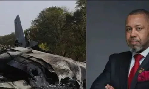 मलावी के उपराष्ट्रपति चिलिमा का प्लेन क्रैश, पत्नी समेत 10 की मौत मलावी के उपराष्ट्रपति चिलिमा का प्लेन क्रैश, पत्नी समेत 10 की मौत