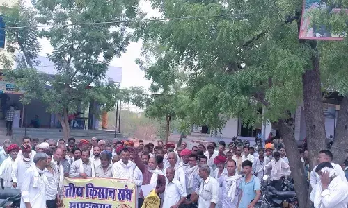 अफीम किसान संघर्ष समिति ने एसडीएम को दिया ज्ञापन