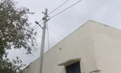 गांगलास में रोड लाइट बंद, रात में अंधेरा होने से कस्बेवासी परेशान