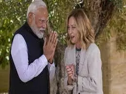 इटली में कई राष्ट्राध्यक्षों से मिले पीएम मोदी इटली में कई राष्ट्राध्यक्षों से मिले पीएम मोदी