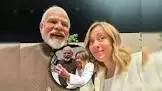 पीएम मोदी और मेलोनी की सेल्फी फिर चर्चा में पीएम मोदी और मेलोनी की सेल्फी फिर चर्चा में