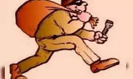 फैक्ट्री में चोरी, सोलर सिस्टम के सभी सामान ले गये चोर