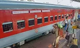 अब  आरक्षित कोच से बाहर होंगे प्रतीक्षा सूची वाले यात्री