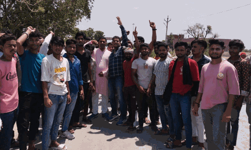 आसींद में बाबा साहब की मूर्ति 15 द‍िन में लगाने की मांग,एसडीएम को सौंपा ज्ञापन