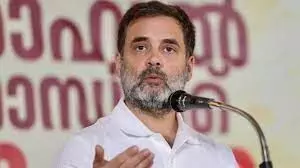 राहुल गांधी लंदन के अखबार को इंटरव्यू में बोले, छोटी हलचल से भी गिर सकती है मोदी की सरकार