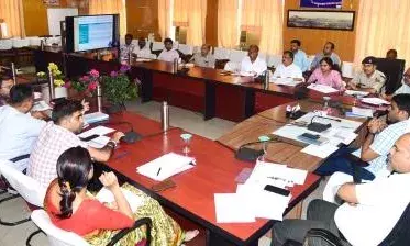 अवैध खनन की शिकायतों पर तुरंत कार्रवाई करें : जिला कलक्टर अवैध खनन की शिकायतों पर तुरंत कार्रवाई करें : जिला कलक्टर