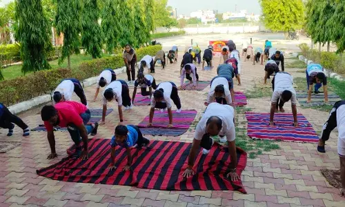 श्री प्राज्ञ महाविद्यालय में विश्व योग दिवस मनाया गया