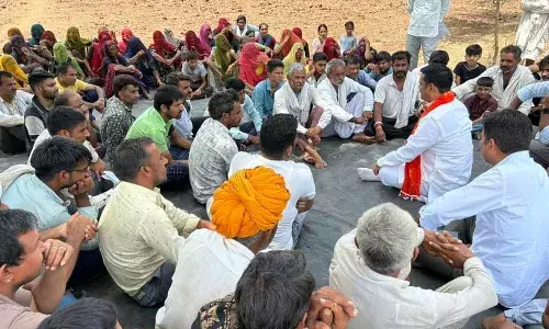 विधायक ने गाँवों का दौरा कर सुनी समस्याएं, अधिकारियों को दिए निर्देश