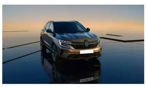 रेनो ला रही नई हाइब्रिड कार