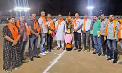 स्व मुरलीधर पांडे की स्मृति में  डे नाइट हॉकी प्रतियोगिता का उद्घाटन मैच केकड़ी ने जीता