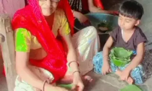 अच्छी बारिश को लेकर गांव बाहर भोज का आयोजन अच्छी बारिश को लेकर गांव बाहर भोज का आयोजन