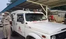 दिल्ली में नाबालिग ने पांच लोगों को मारी टक्कर, पुलिस ने पकड़ा