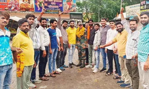 अग्निवीर की ट्रेनिंग कर लौटे जवान का किया स्वागत