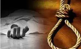 अधिवक्ता  ने फांसी लगाकर आत्महत्या की