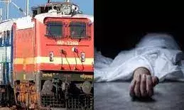 इंदौर जयपुर ट्रेन में रेलवे इंजीनियर का शव मिला