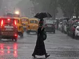 दिल्ली में बारिश से गिरा पारा, कल भी बरसेंगे बदरा,जाने मौसम विभाग का ताज़ा अपडेट दिल्ली में बारिश से गिरा पारा, कल भी बरसेंगे बदरा,जाने मौसम विभाग का ताज़ा अपडेट