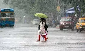 देश के कई राज्यों में होगी भारी बारिश, पूर्वोत्तर के लिए रेड अलर्ट देश के कई राज्यों में होगी भारी बारिश, पूर्वोत्तर के लिए रेड अलर्ट