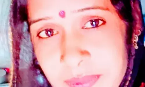 प्रोसेस हाउस में हादसे का शिकार महिला ने अहमदाबाद में तोड़ा दम, मुआवजे के लिए ढाई घंटे प्रदर्शन, आठ लाख में बनी सहमति