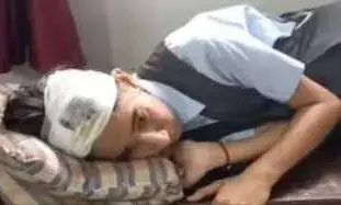 सरकारी स्कूल छत का गिरा प्लास्टर, 4 बच्चियां घायल सरकारी स्कूल छत का गिरा प्लास्टर, 4 बच्चियां घायल