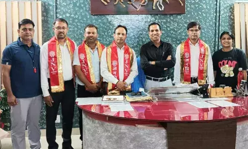 खेल हमें आत्म अनुशासन, संयम और धैर्य का पाठ पढ़ाते हैं - प्राचार्य घनश्याम मीणा खेल हमें आत्म अनुशासन, संयम और धैर्य का पाठ पढ़ाते हैं - प्राचार्य घनश्याम मीणा