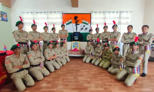 मांडलगढ़ मॉडल स्कूल में कारगिल घाटी के शहीदों वीरों को किया याद, दी श्रद्धांजलि