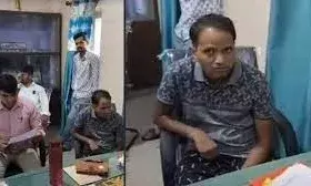 डीग सीएमएचओ का असिस्टेंट 30 हजार रुपये रिश्वत लेते हुए गिरफ्तार