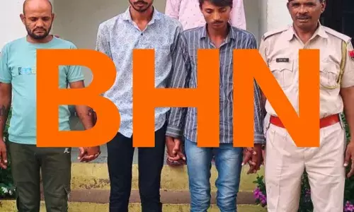 बालाजी मंदिर में नकबजनी का खुलासा, सरगना सहित तीन गिरफ्तार, बाल अपचारी निरुद्ध बालाजी मंदिर में नकबजनी का खुलासा, सरगना सहित तीन गिरफ्तार, बाल अपचारी निरुद्ध