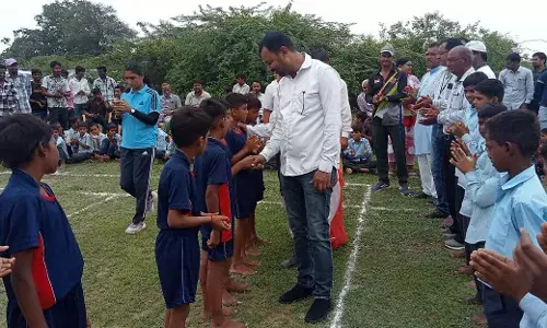 देवपुरिया में तेरहवीं संकुल स्तरीय प्रतियोगिता का उदघाटन