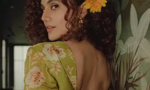 साड़ी में कहर बरपाती हैं तापसी पन्नू