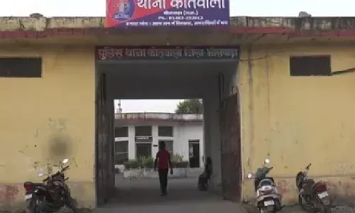 ,नकदी और जेवरात पर किया हाथ साफ